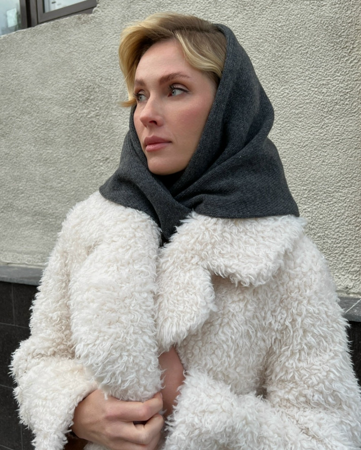 Косынка вязаная